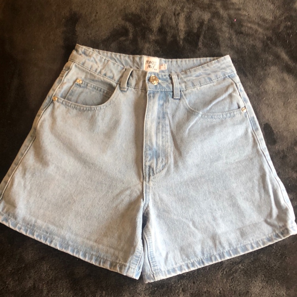 BRAND NEW! Princess Polly swallow shorts